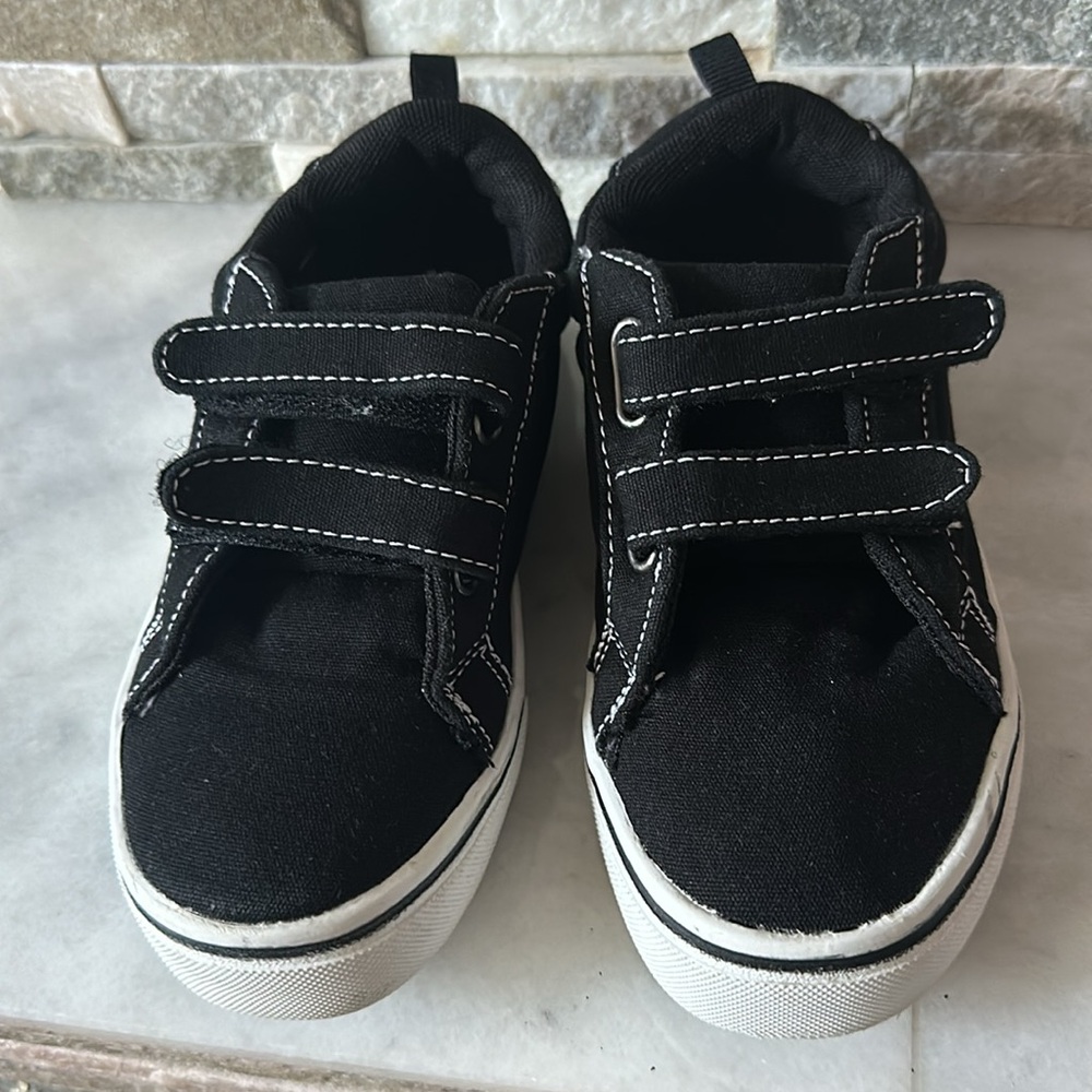 Wonder Nation Memory Foam Canvas Slip On Sneakers Size 12